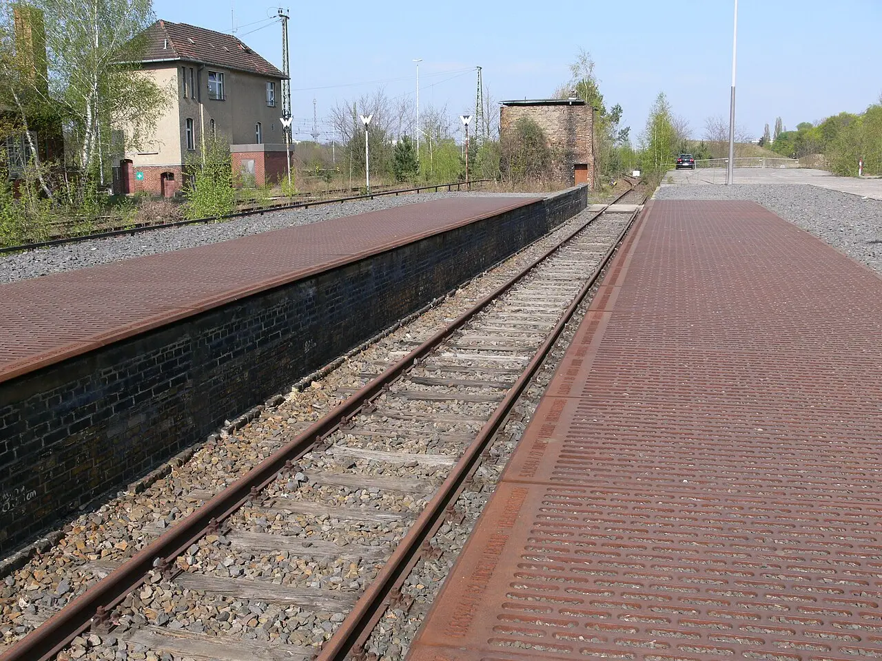 Gleis 17: the memorial platform