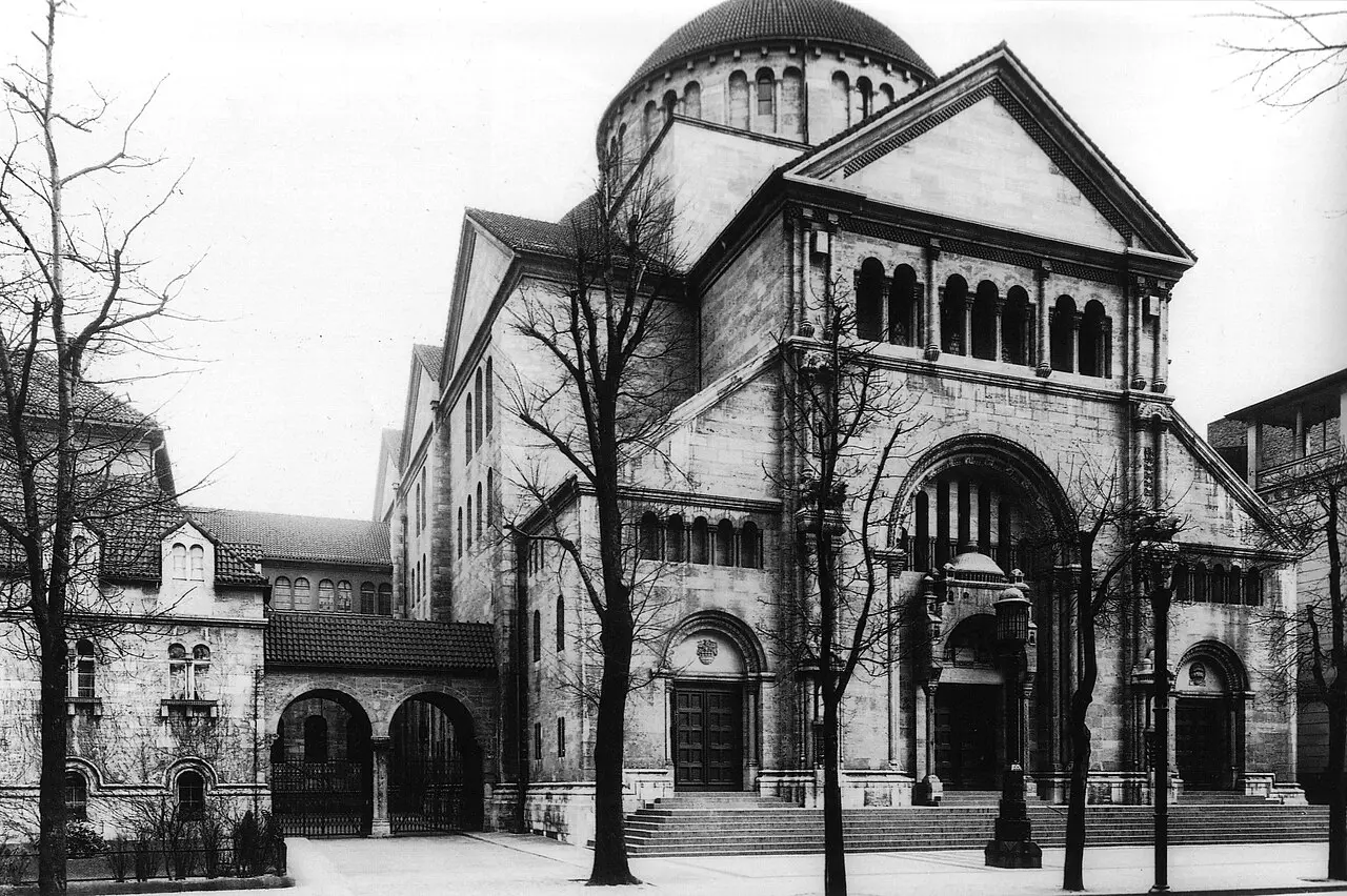 Synagogue in Fasanenstraße, before 1938